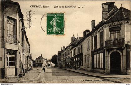 CPA CHEROY - Rue de la Republique (357983)