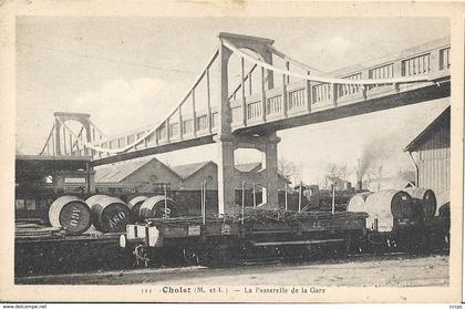 CPA Cholet La Passerelle de la Gare