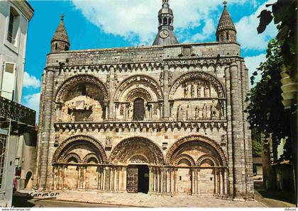 86 - Civray - Eglise Saint Nicolas - CPM - Voir Scans Recto-Verso