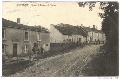 CARTE POSTALE ANCIENNE DE CLEFMONT - RUE DE LA FONTAINE LA VIERGE