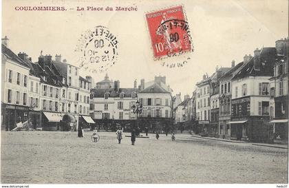 Coulommiers - La Place du Marché