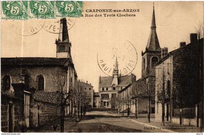 CPA CRAPONNE-sur-ARZON - La Rue des Trois Clochers (585336)