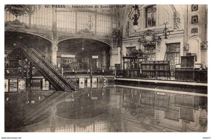 Paris - Inondations de 1910 - Intérieur de la Gare d'Orsay