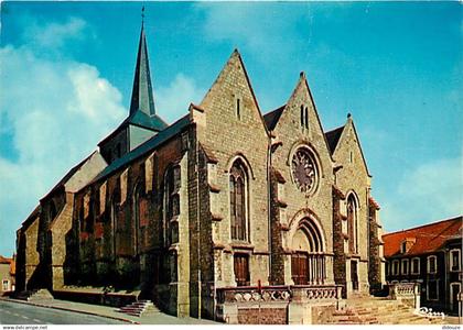 62 - Desvres - L'église - CPM - Voir Scans Recto-Verso