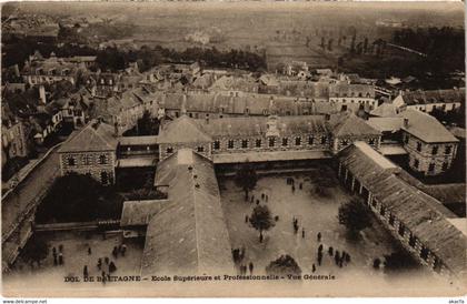 CPA Dol de Bretagne Ecole Sup.et Prof.-Vue Generale FRANCE (1015074)