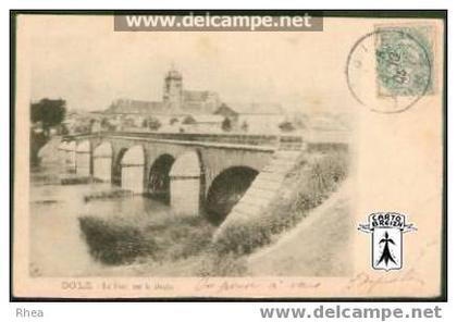 39 Dole - DOLE. - Le pont sur le Doubs - cpa