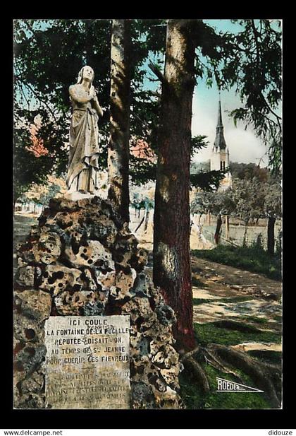 88 - Domremy la Pucelle - Basilique Nationale de Sainte Jeanne d'Arc - Fontaine de la Pucelle - Photo véritable - Editio