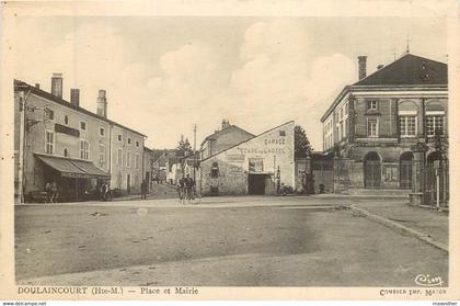 DOULAINCOURT place et mairie