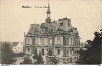 CPA DOULLENS Hotel de Ville (807715)