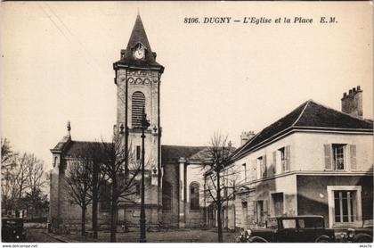 CPA DUGNY - L'Eglise et la Place (124032)