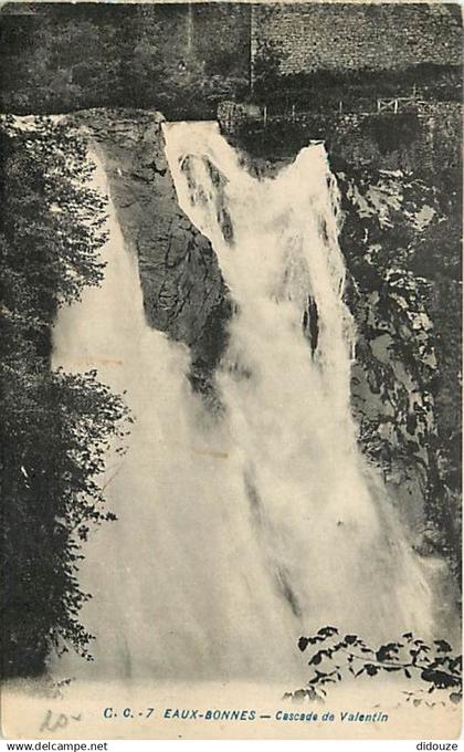 64 - Eaux Bonnes - Cascade de Valentin - CPA - Voir Scans Recto-Verso