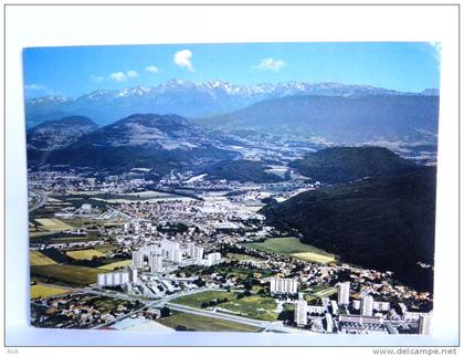 CPM (38) Isère - ECHIROLLES - Vue générale et la chaine de Belledonne