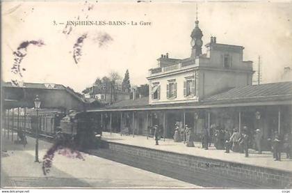 CPA Enghien-les-Bains La Gare