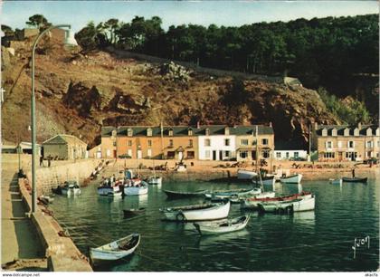 CPM ERQUY Le port et la colline de Noirmont (927052)