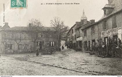 firmi - firmy - un coin de la place du village - hôtel du Nord - café du centre ALAZARD