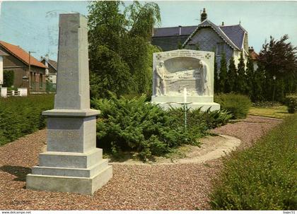 Friville Escarbotin - le monument aux morts