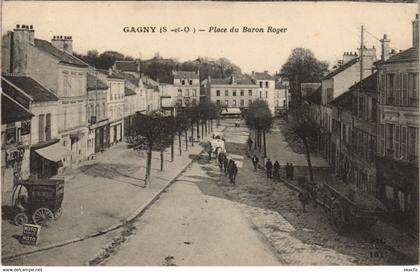 CPA GAGNY - Place du Baron Roger (124385)