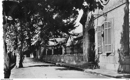 GANGES RUE DES ECOLES