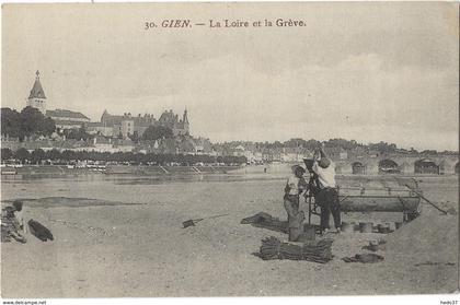 Gien - La Loire et la Grève