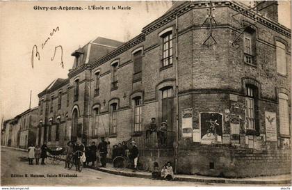 CPA GIVRY-en-ARGONNE - L'École et la Mairie (364401)