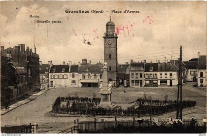 CPA Nord GRAVELINES Place d'Armes statue tour (983774)