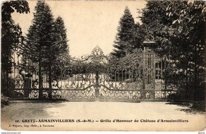 CPA GRETZ-ARMAINVILLIERS Grille d'Honneur du Chateau d'Armainvilliers (1299746)