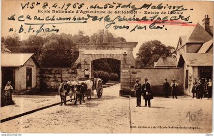 CPA École Nationale d'Agriculture de GRIGNON - Entrée de l'École (165642)