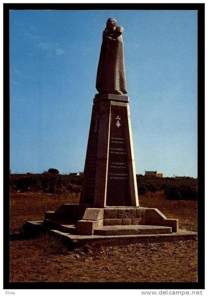 56 Groix ILE DE GROIX (Morbihan) Monument Jean-Pierre Calloc'h statue morbihan bretagn D56D K56069K C56069C RH003909