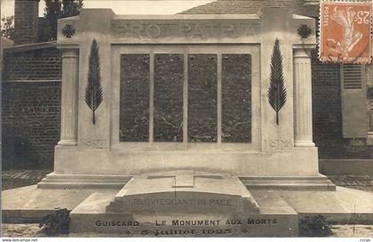 CPA Guiscard Le Monument aux Morts carte photo