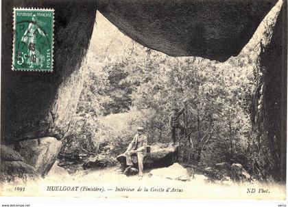 Carte Postale ANCIENNE de HUELGOAT - INtérieur Grotte d'Arlus