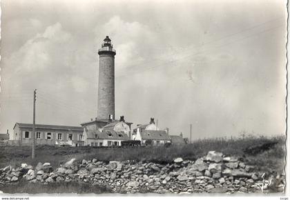 CPM Ile de Batz Le phare