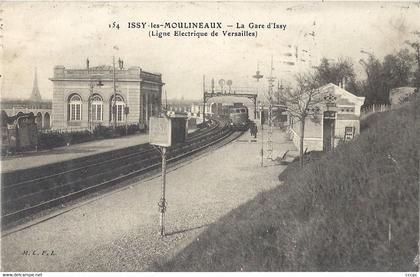 CPA Issy-les-Moulineaux La Gare d'Issy