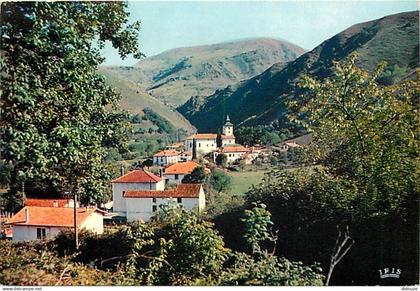 64 - Itxassou - Vue Générale du joli village Basque - Carte Neuve - CPM - Voir Scans Recto-Verso