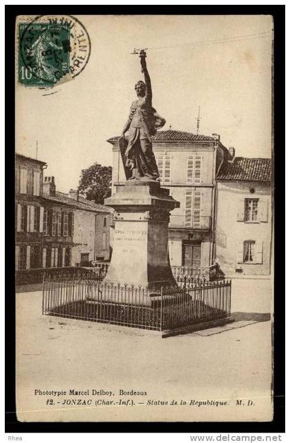 17 Jonzac statue republique marianne D17D K17197K C17197C RH081844