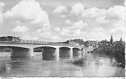 CPSM La Charité-sur-Loire Le Pont du Berry