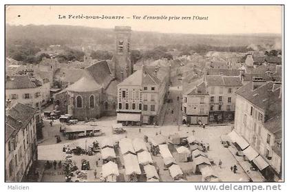 SEINE ET MARNE -ref mla no 77152- la ferte sous jouarre -vue aerienne du marché-vue d ensemble   - bon etat