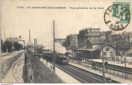 CPA La Garenne-Colombes Vue générale sur la Gare