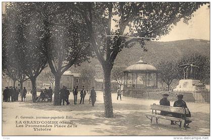 CPA La Grand-Combe - Les promenades place de la Victoire