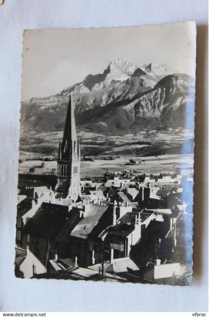 Cpm, la Mure, vue générale vers l'église, Isère 38