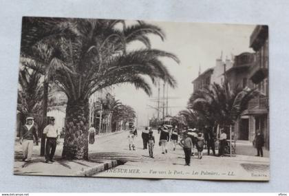 La Seyne sur mer, vue vers le port, les palmiers, Var 83