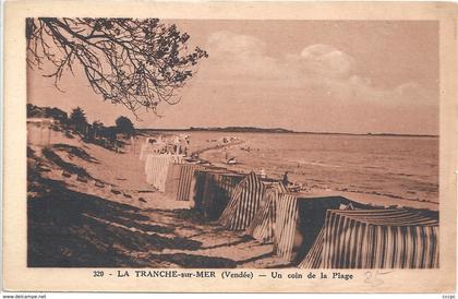 CPA La Tranche-sur-Mer Un coin de la Plage