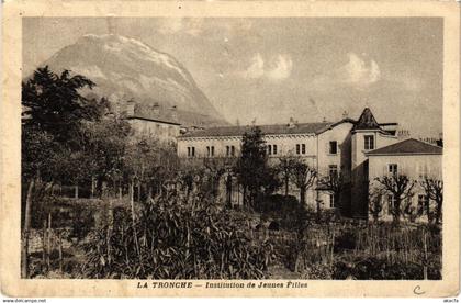 CPA La TRONCHE - Inst. de Jeunes Filles (652311)