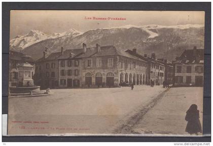 64 - Laruns - La Place vue du Gourzy