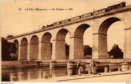 CPA LAVAL - Le Viaduc (255088)