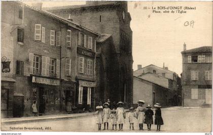 CPA AK Le BOIS-d'OINGT - Place cote de l'Église (450947)