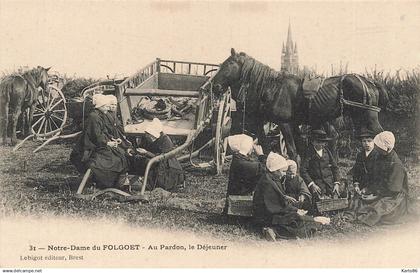 le folgoët * notre dame du folgoët * au pardon , le déjeuner * coiffe bretonne chevaux