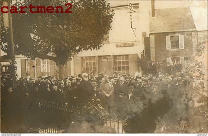 CARTE PHOTO : LE MESNIL-SAINT-DENIS FETE INAUGURATION EVENEMENT A IDENTIFIER 78 YVELINES FAMILLE EUGENE NITHER