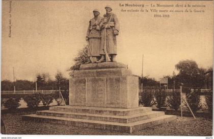 CPA LE NEUBOURG Le Monument (1160423)