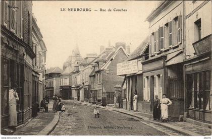 CPA Le NEUBOURG-Rue de Conches (43338)