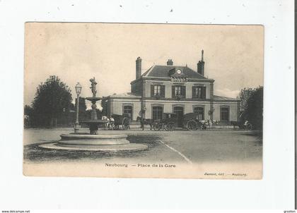 (LE) NEUBOURG PLACE DE LA GARE (DILIGENCE ET ATTELAGES CHEVAUX)